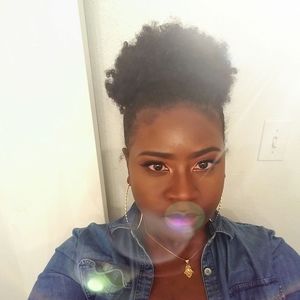 Meet your Posher, Erin